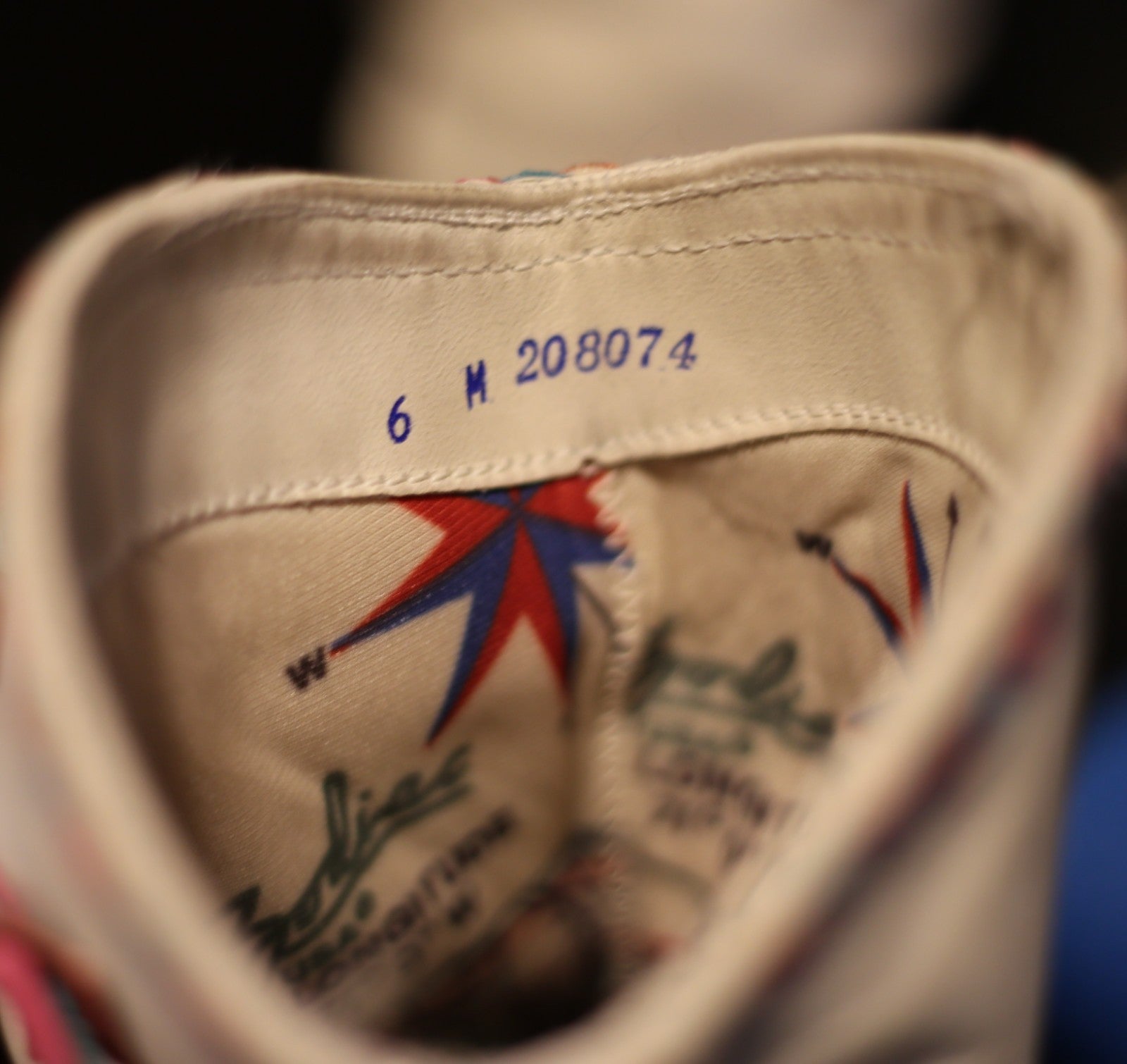 Vintage Zodiac Western Boots Women 6M Leather Cowboy Boots Metal Star Heel