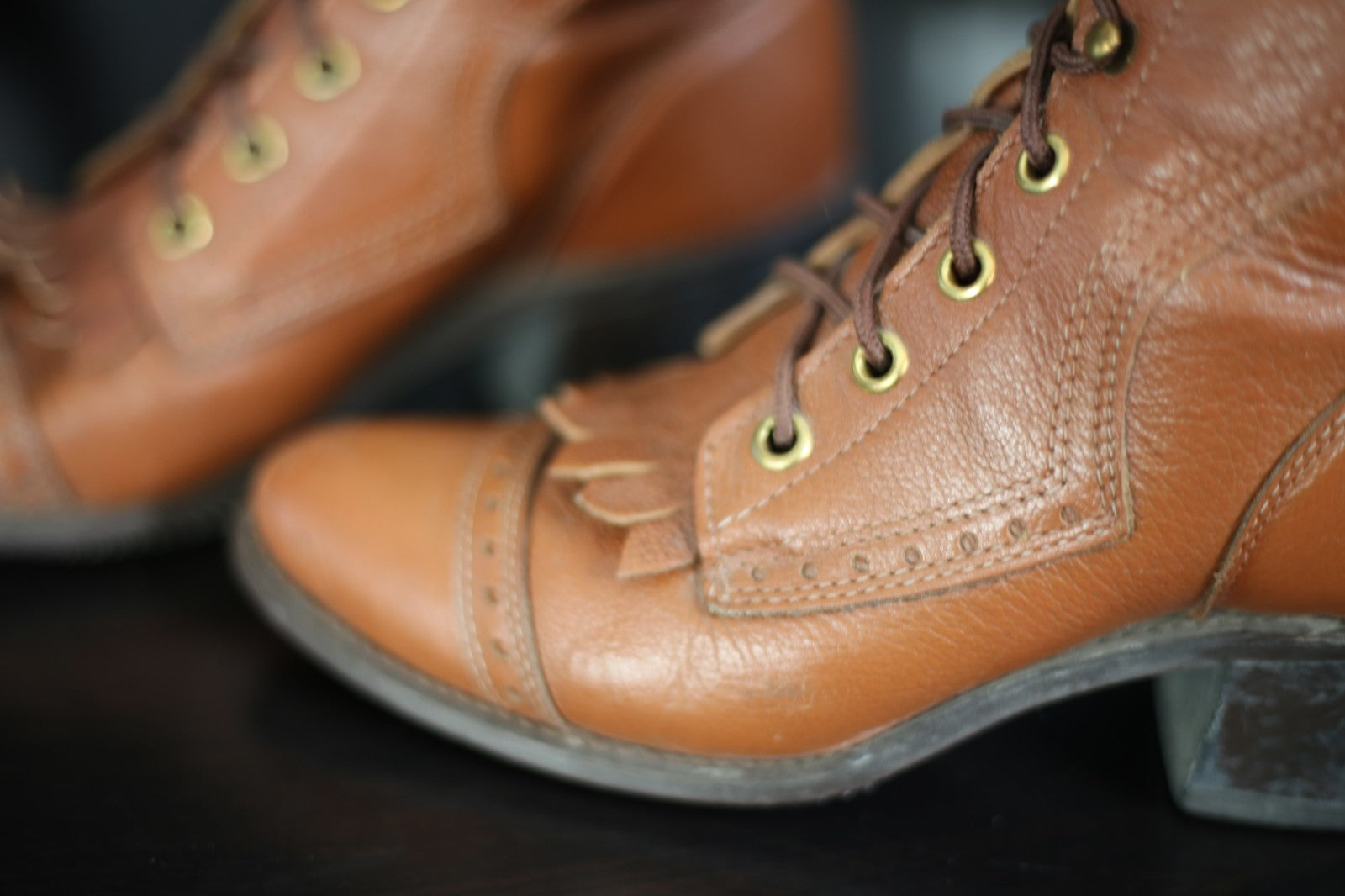 Vintage Women's Capezio Boots Kiltie Cap Toe Lace Up Boots - 5.5 M