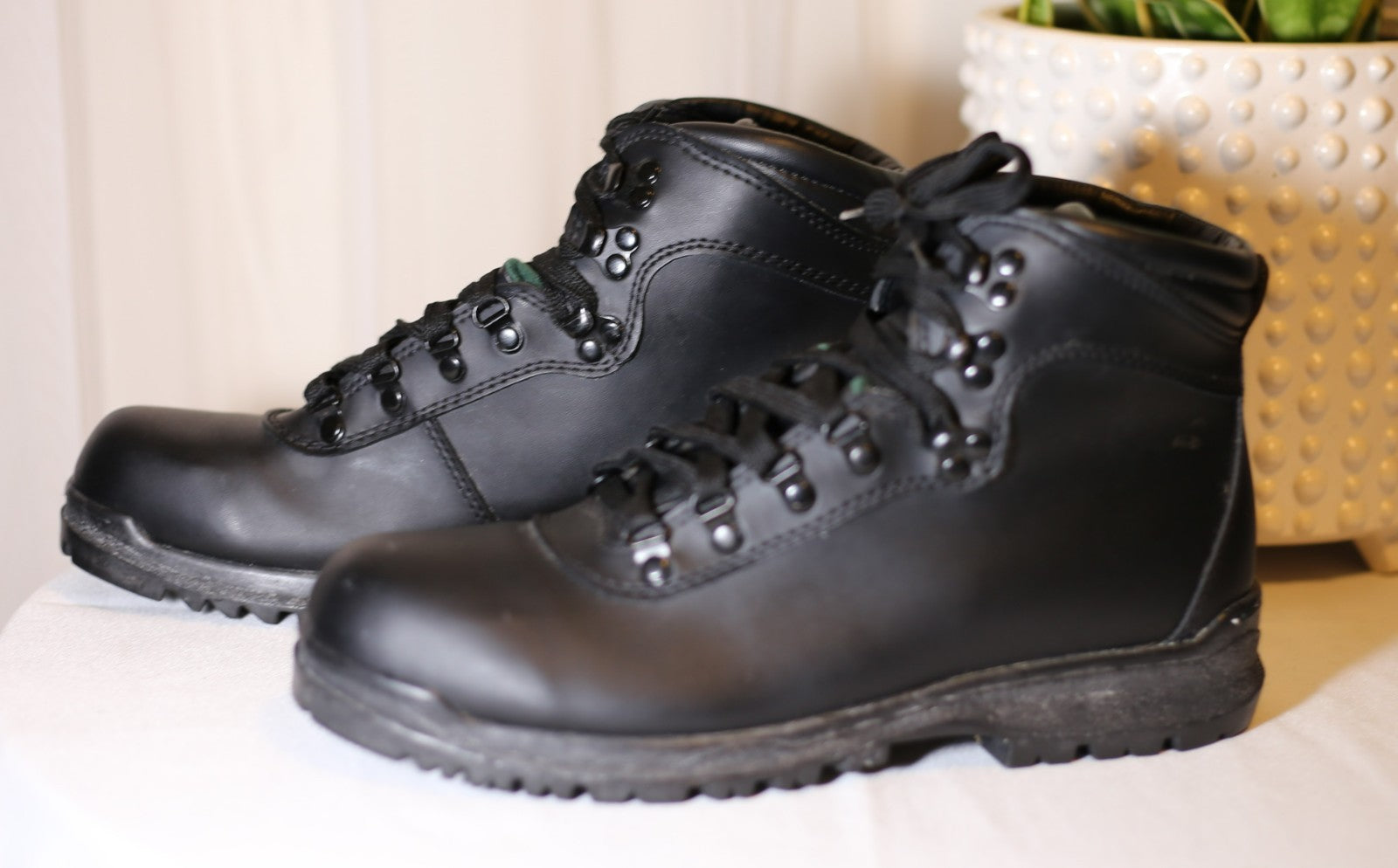 Rugged Outback Men’s Waterproof Work Boots Black Faux Leather Lace-Up Sz 10.5