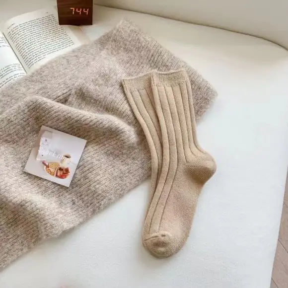 Thick Warm White Wool Mid-Calf Socks for Women