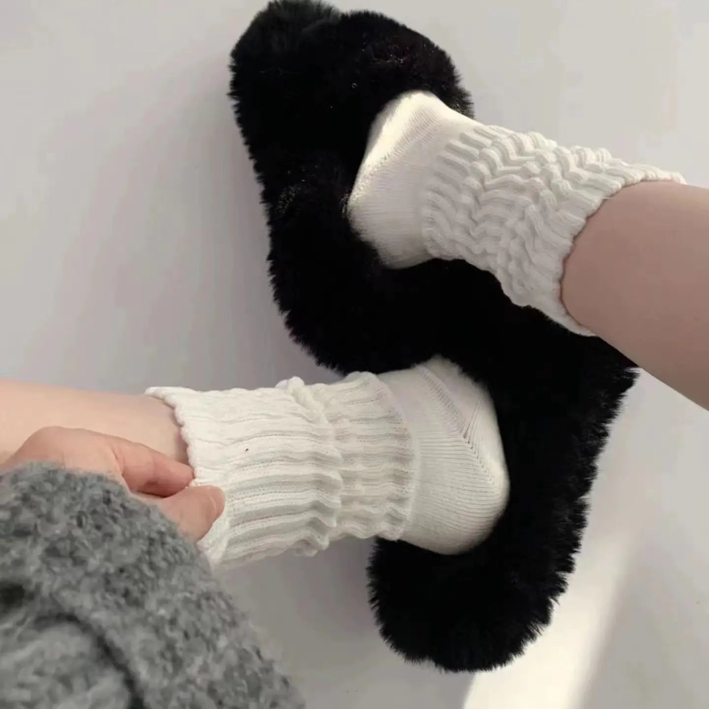 Trendy Japanese Style Mid-Calf Solid Color Socks