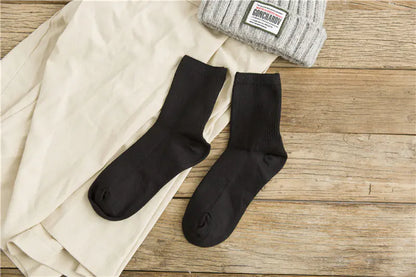 Japanese Retro Solid Color Mid-tube Cotton Socks for Women