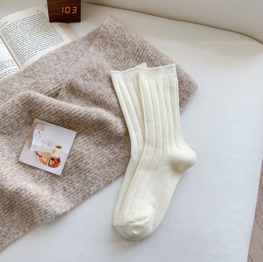Thick Warm White Wool Mid-Calf Socks for Women